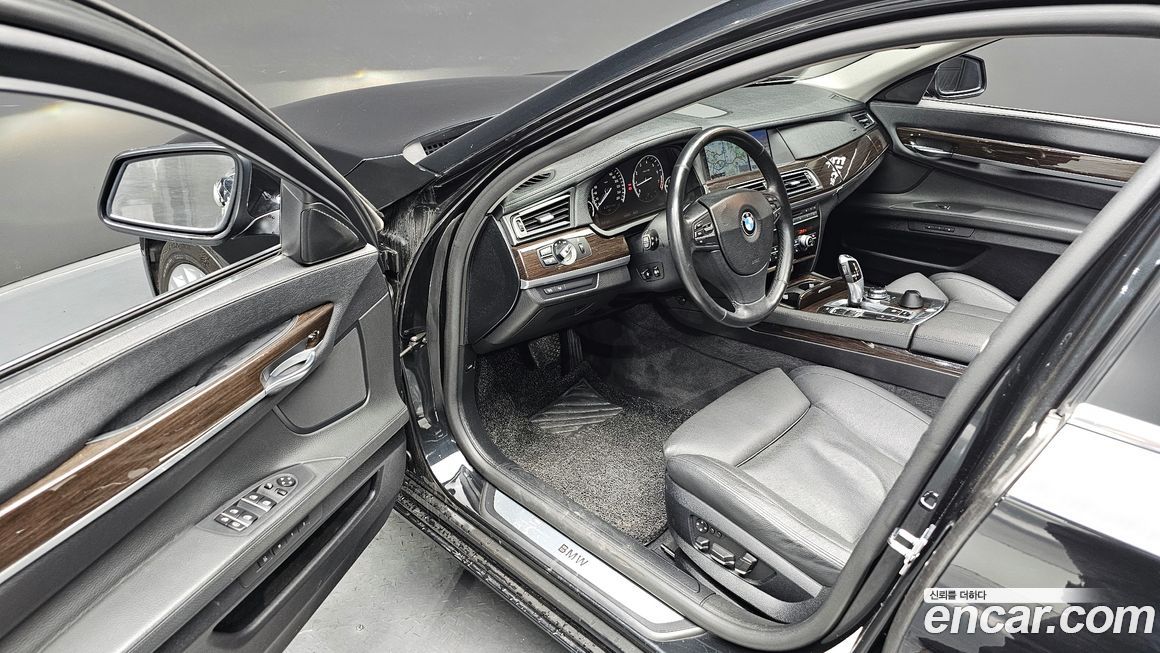 BMW 7-Series 2009