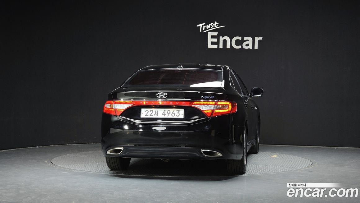 Hyundai Grandeur 2015