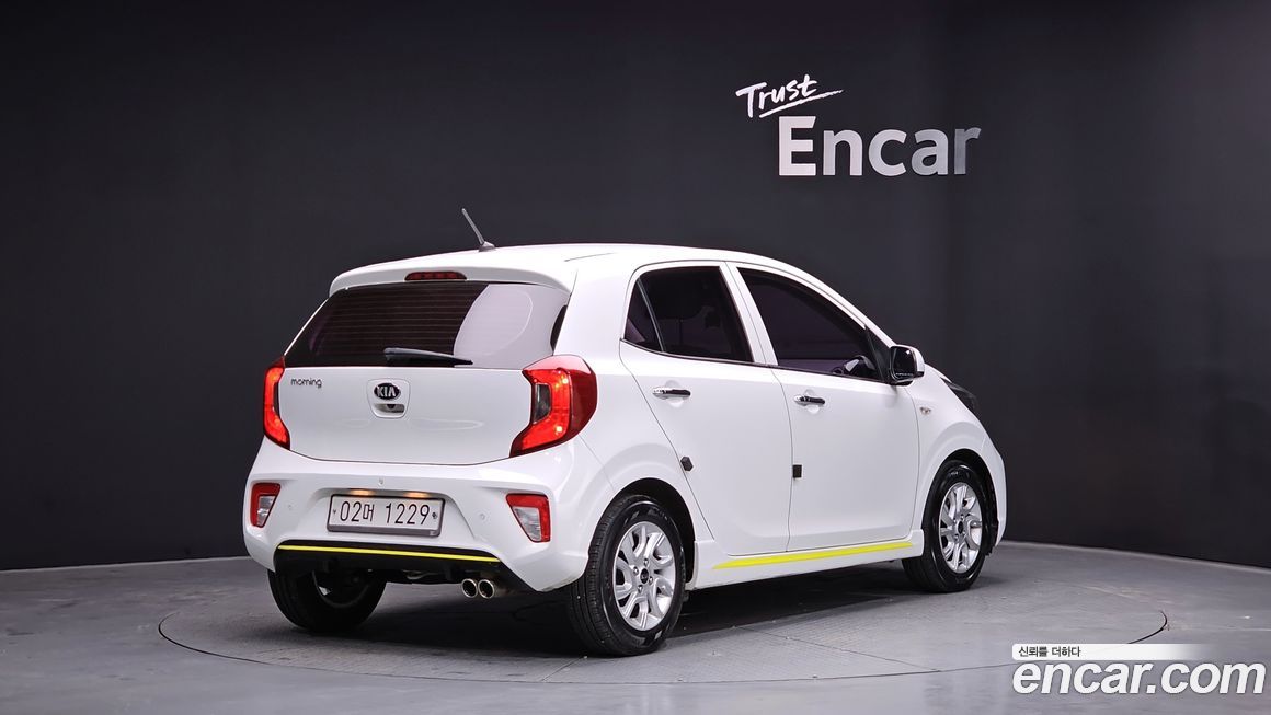 Kia morning 2018