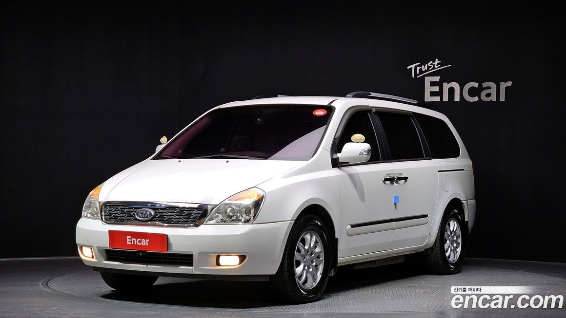 Kia Canival 2011