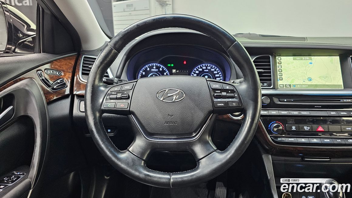 Hyundai Aslan 2015