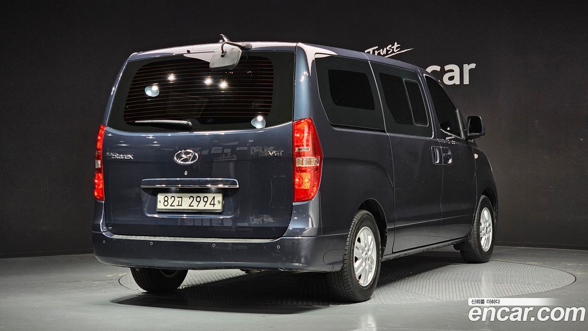 Hyundai Starex 2018