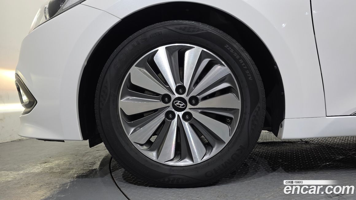 Hyundai Grandeur 2016