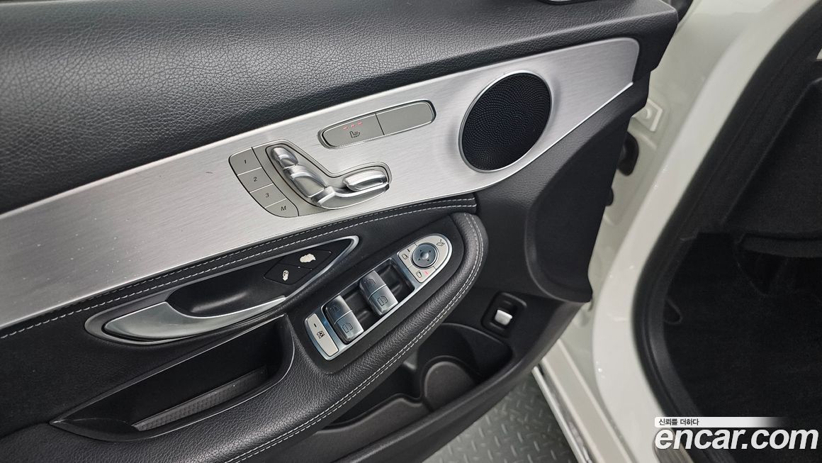 Mercedes-Benz C-Class 2015