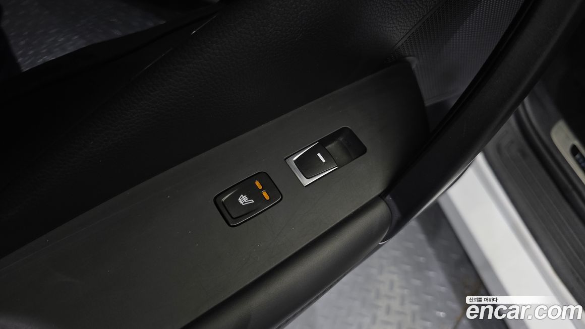 Hyundai Grandeur 2016