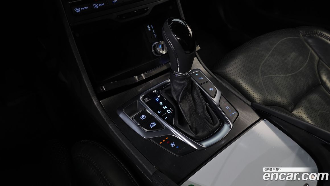 Hyundai Grandeur 2016