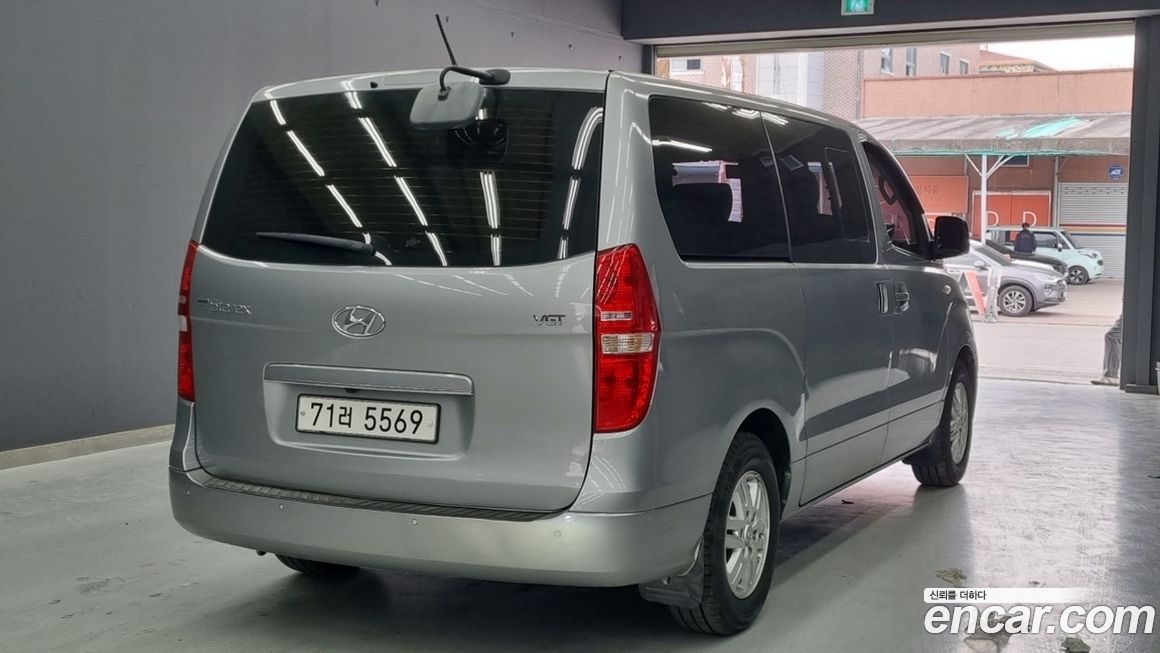 Hyundai Starex 2018