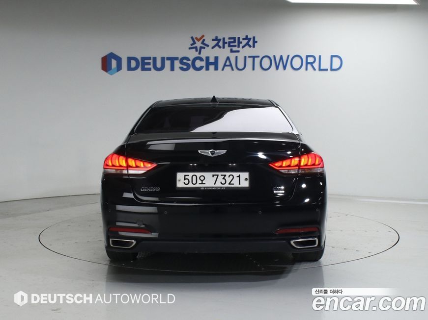 Hyundai Genesis 2016