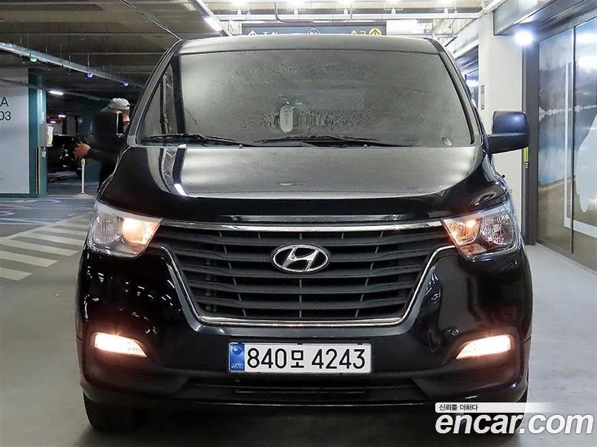 Hyundai Starex 2021