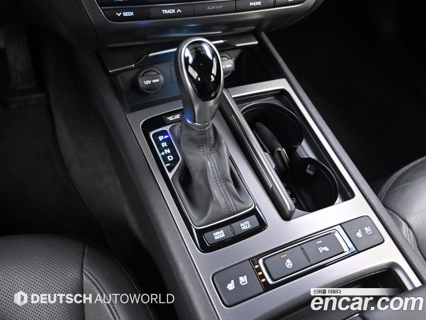 Hyundai Genesis 2016