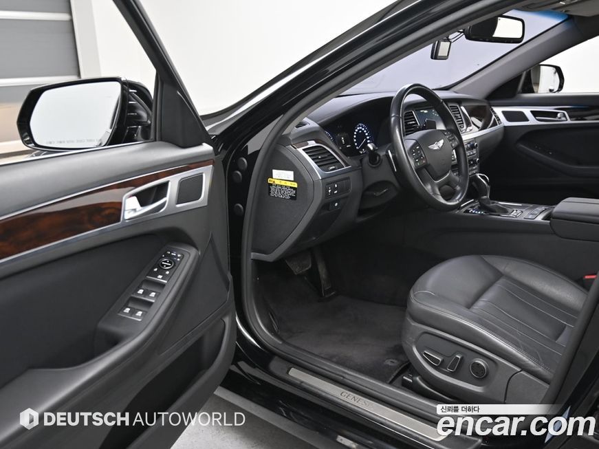 Hyundai Genesis 2016