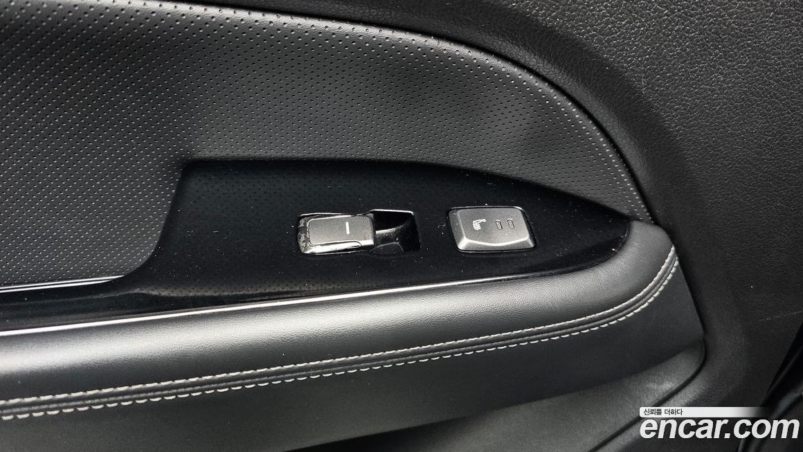 KG_Mobility_Ssangyong Rexton 2018