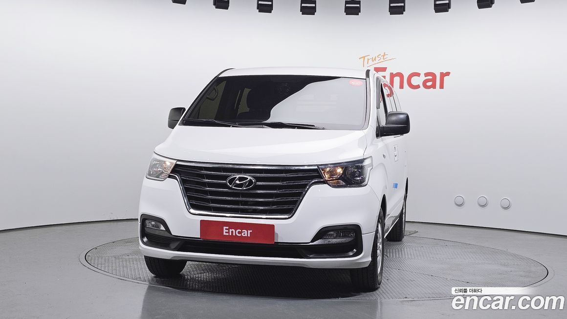 Hyundai Starex 2021