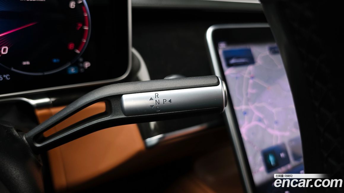 Mercedes-Benz S-Class 2021