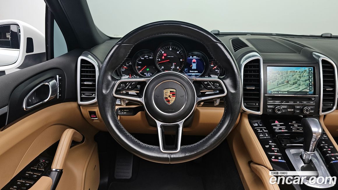 Porsche Cayenne 2016
