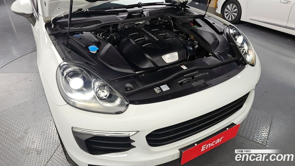 Porsche Cayenne 2016