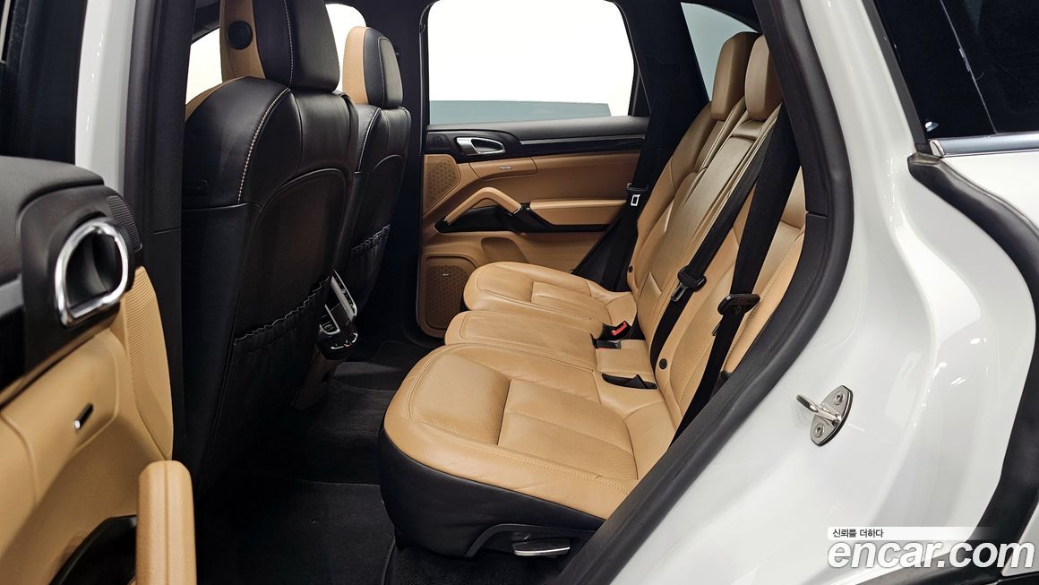 Porsche Cayenne 2016