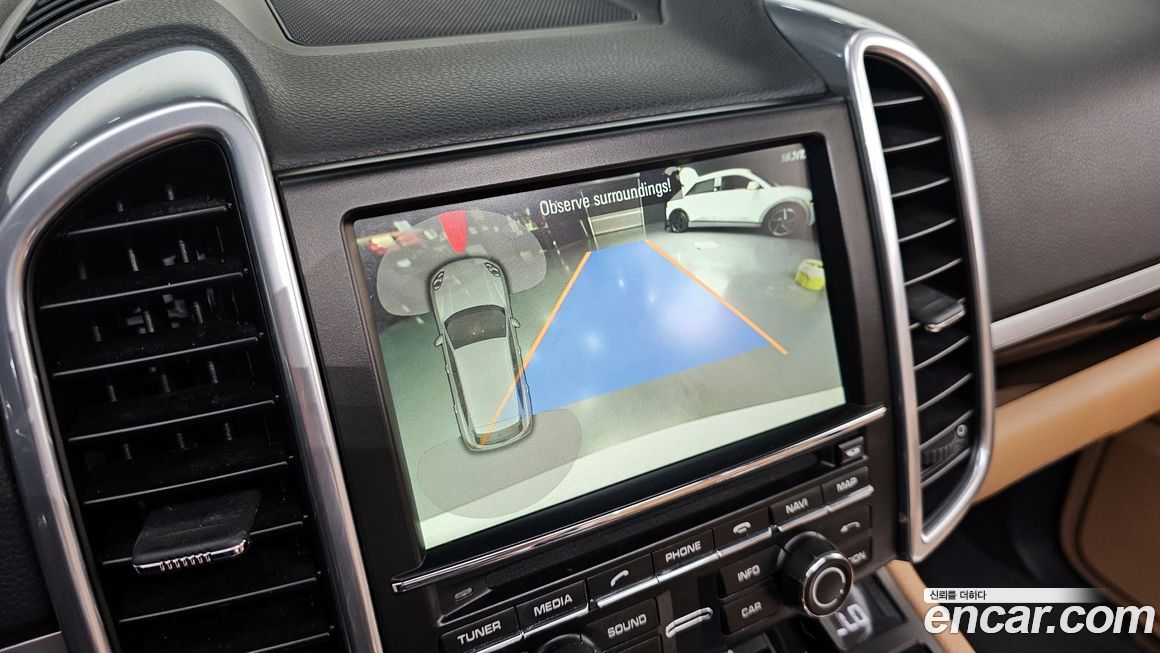 Porsche Cayenne 2016