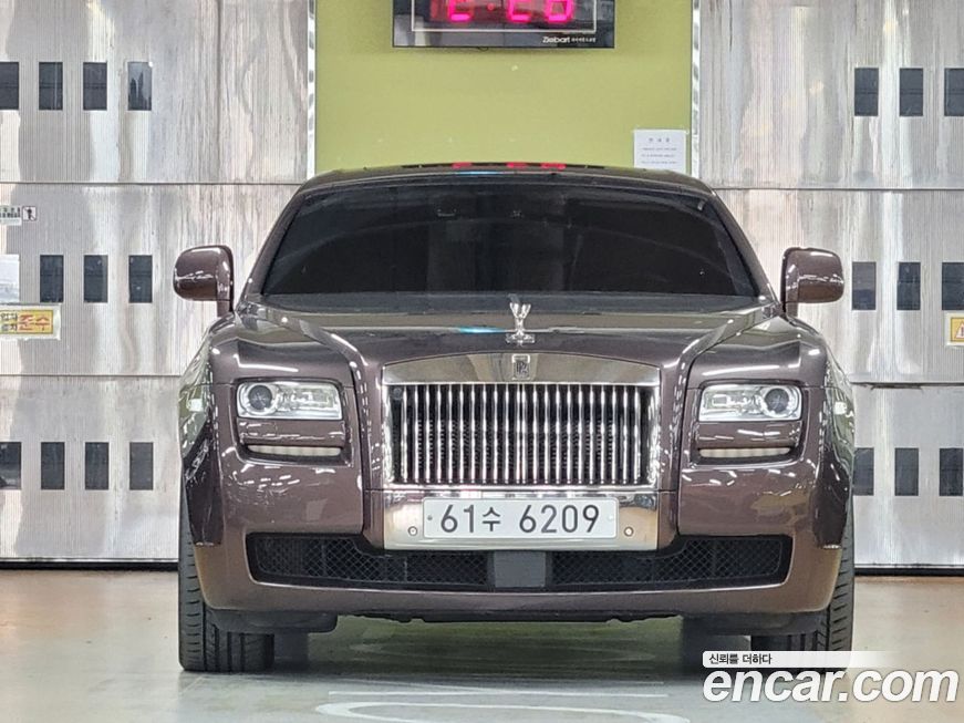 Rolls-Royce Ghost 2010