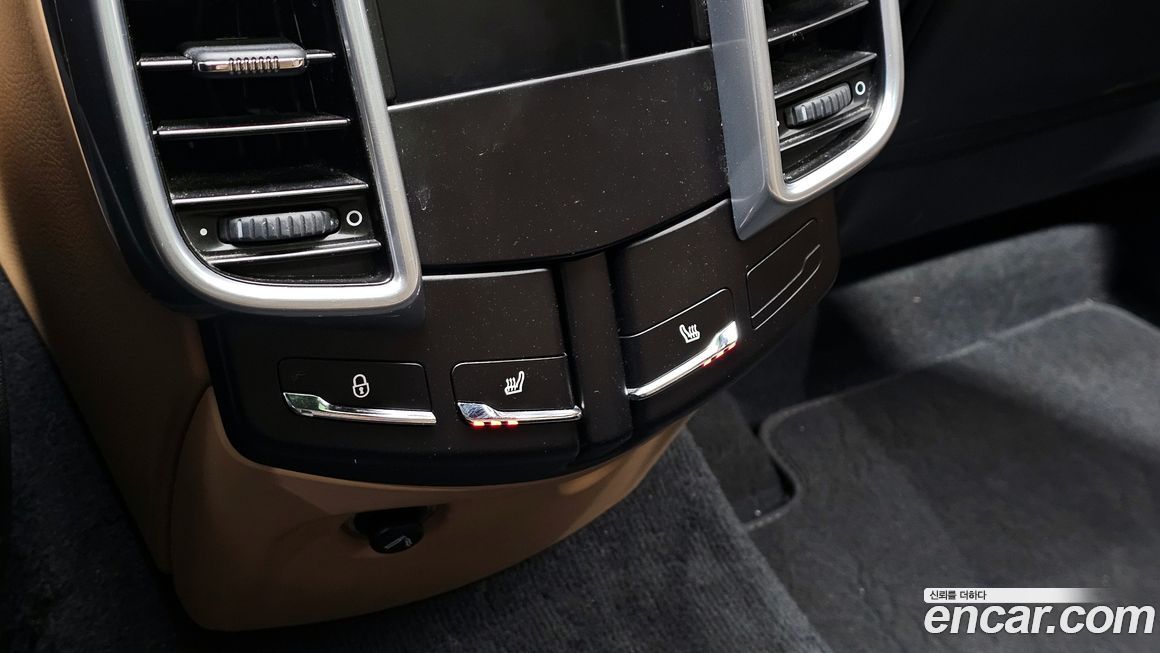 Porsche Cayenne 2016