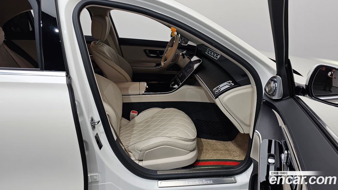 Mercedes-Benz S-Class 2022