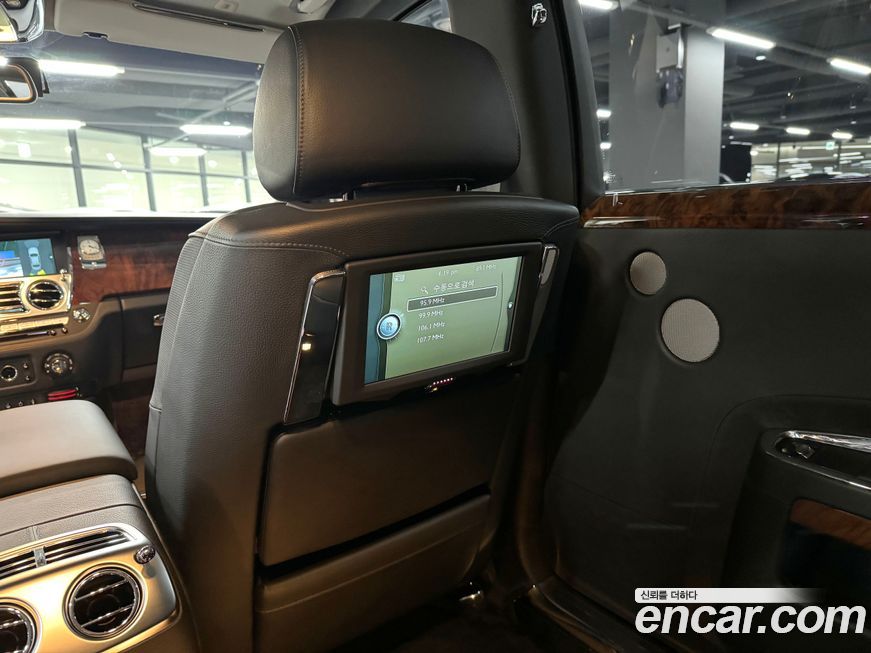 Rolls-Royce Ghost 2013