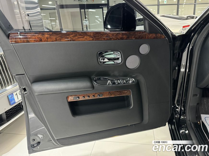 Rolls-Royce Ghost 2013