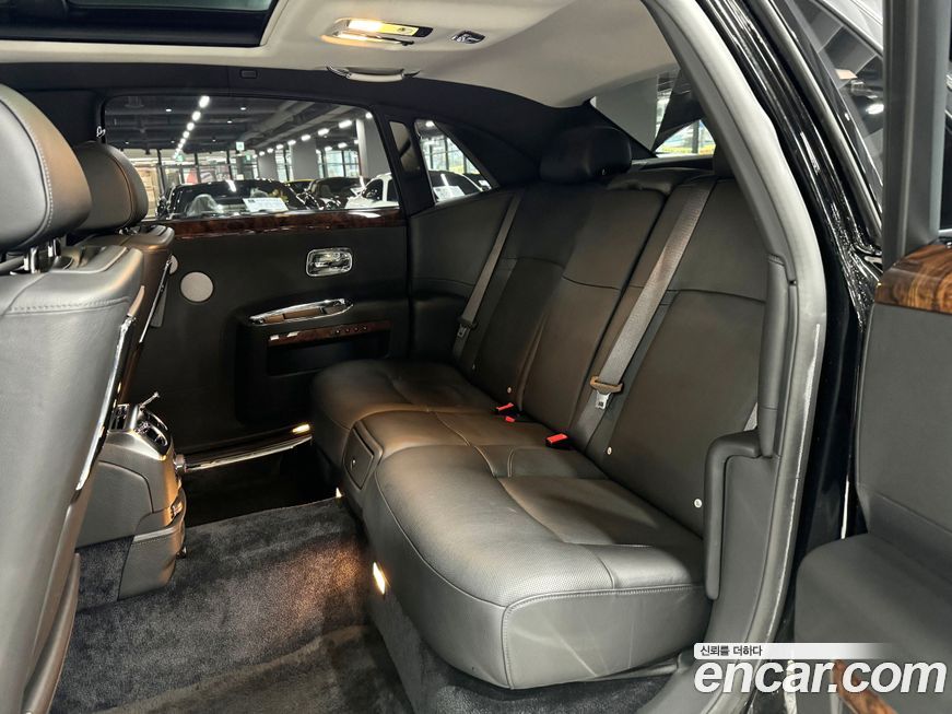 Rolls-Royce Ghost 2013