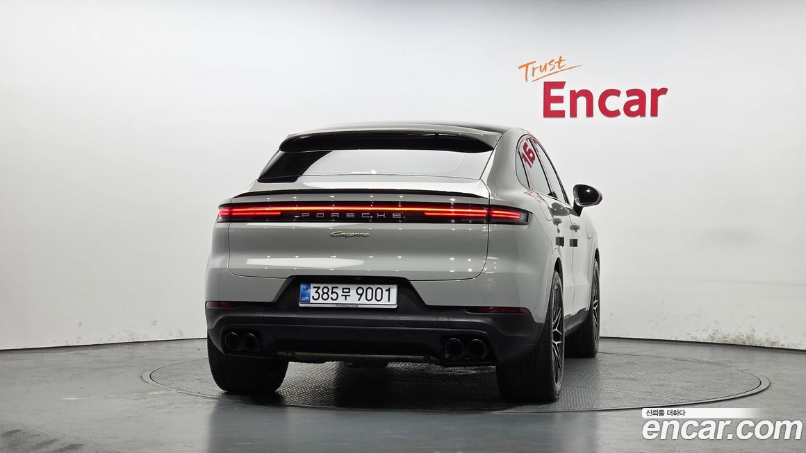 Porsche Cayenne 2025