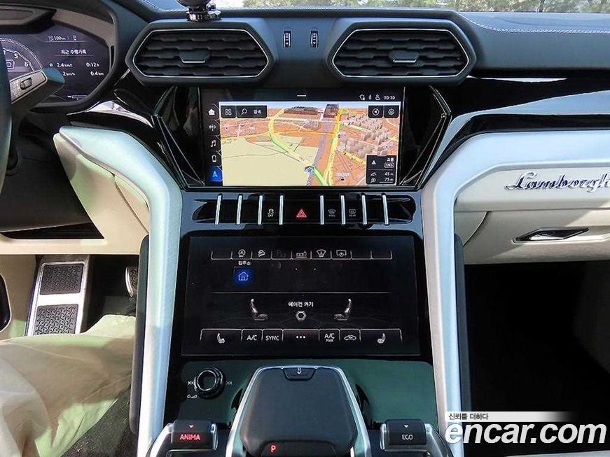 Lamborghini Urus 2021