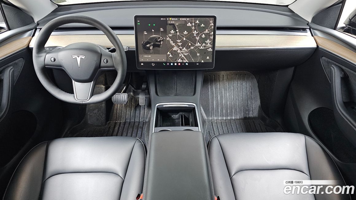 Tesla Model Y 2023