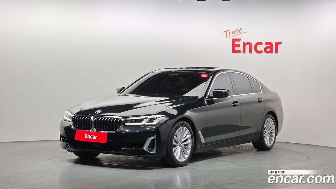 BMW 5-Series 2022