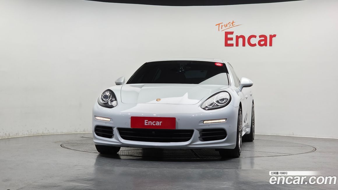 Porsche Panamera 2016