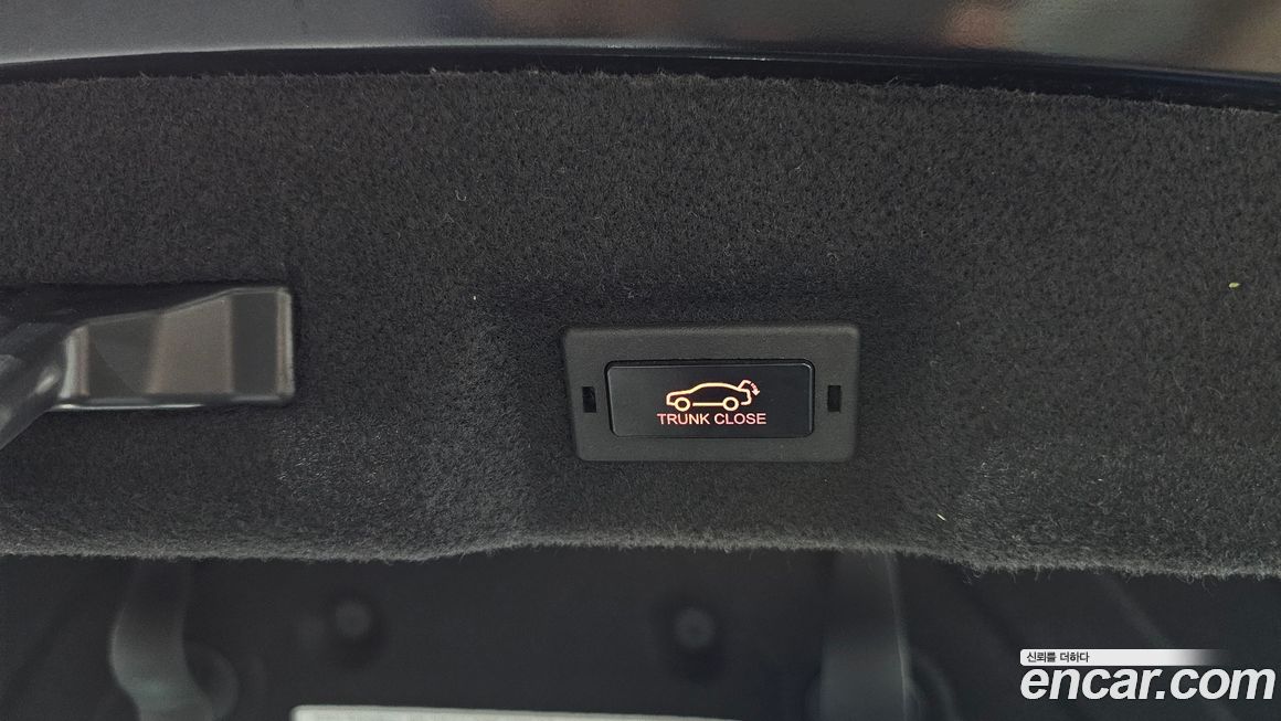 KG_Mobility_Ssangyong Chairman 2013