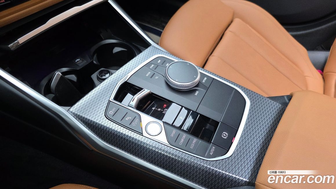 BMW 3-Series 2023