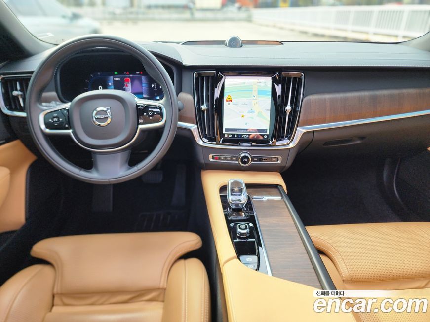 Volvo S90 2022
