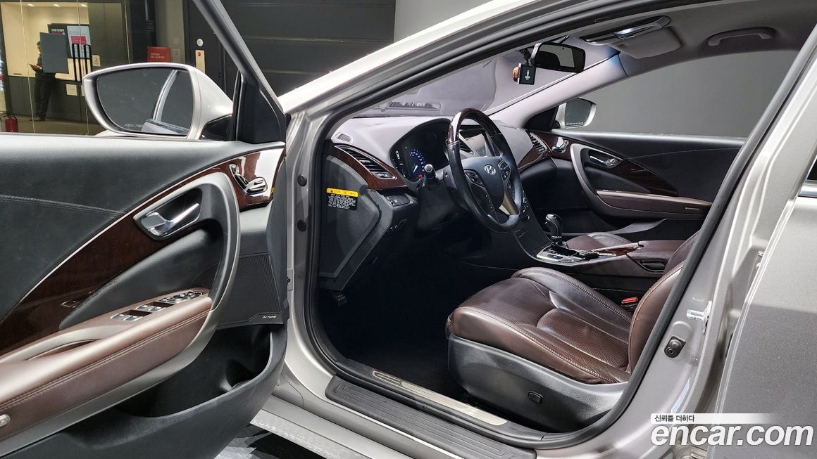 Hyundai Grandeur 2014