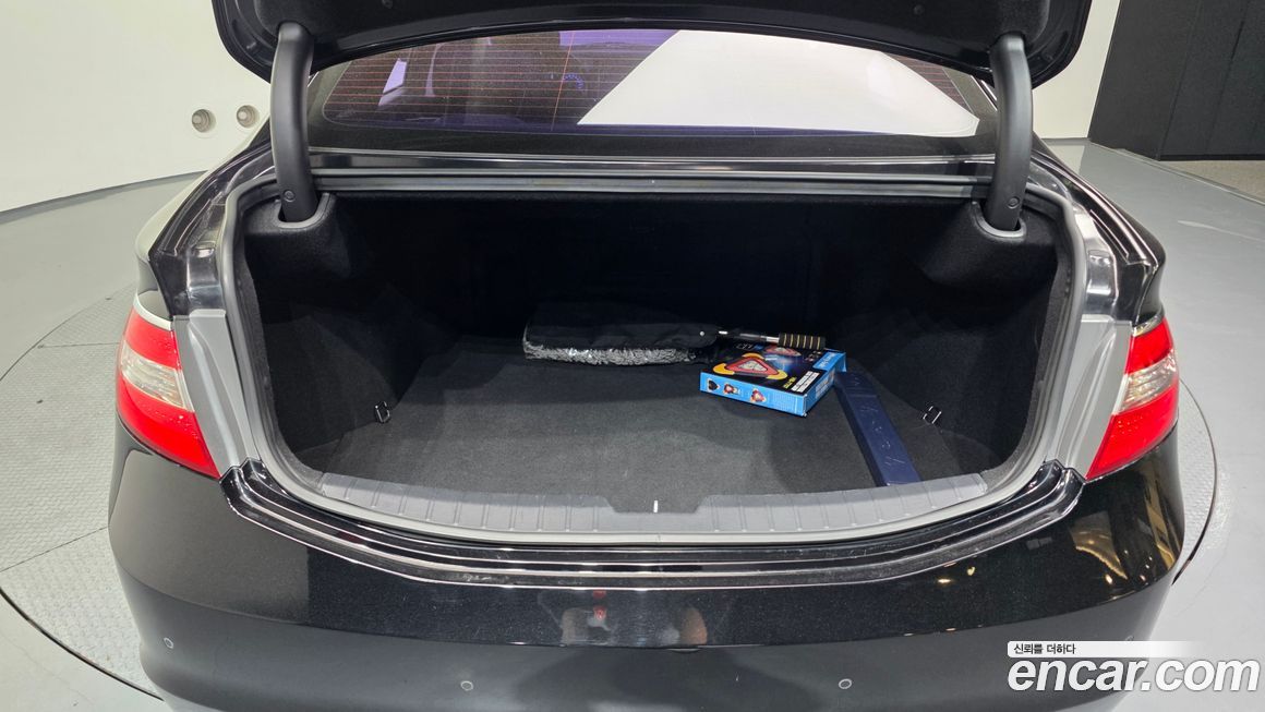 Hyundai Grandeur 2016