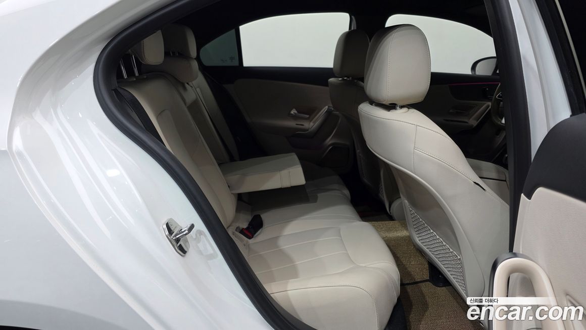 Mercedes-Benz A-Class 2023