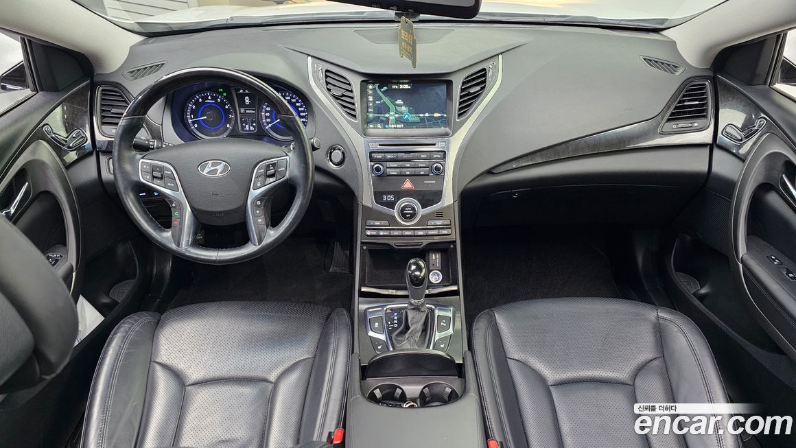 Hyundai Grandeur 2016