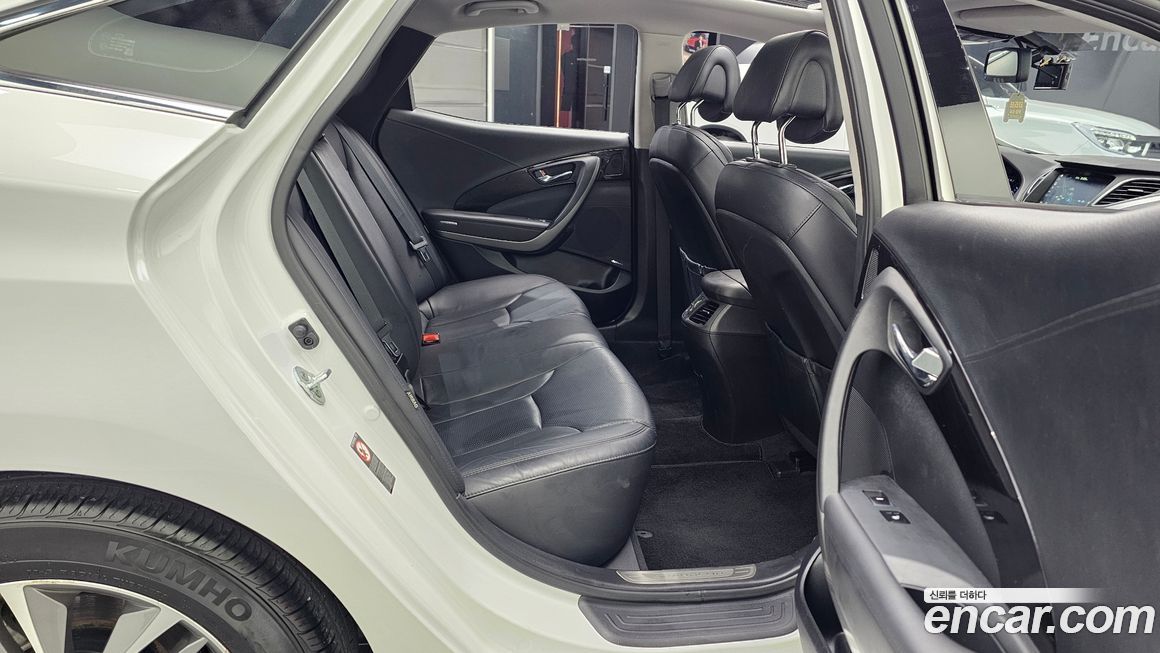 Hyundai Grandeur 2016