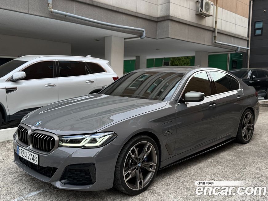 BMW 5-Series 2022
