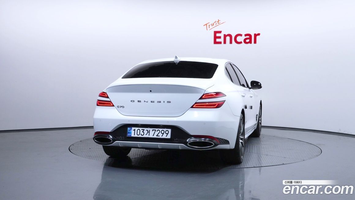 Genesis G70 2024