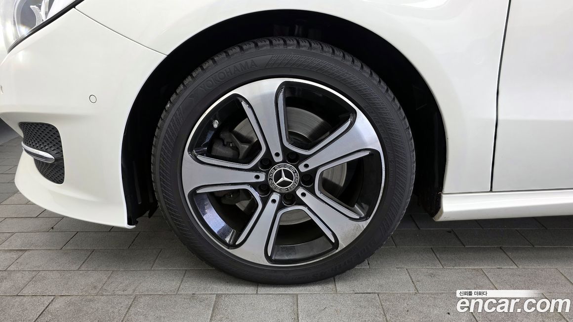 Mercedes-Benz B-Class 2018