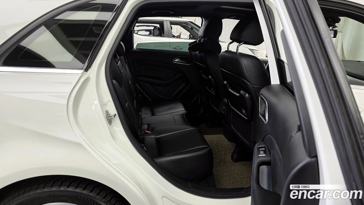 Mercedes-Benz B-Class 2018