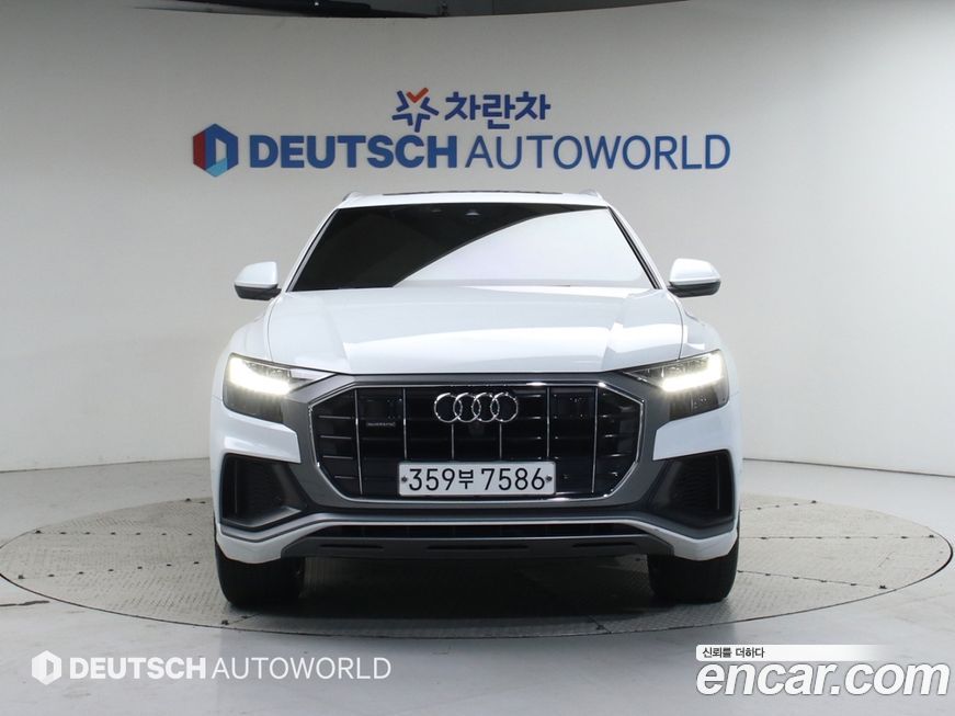 Audi Q8 2020