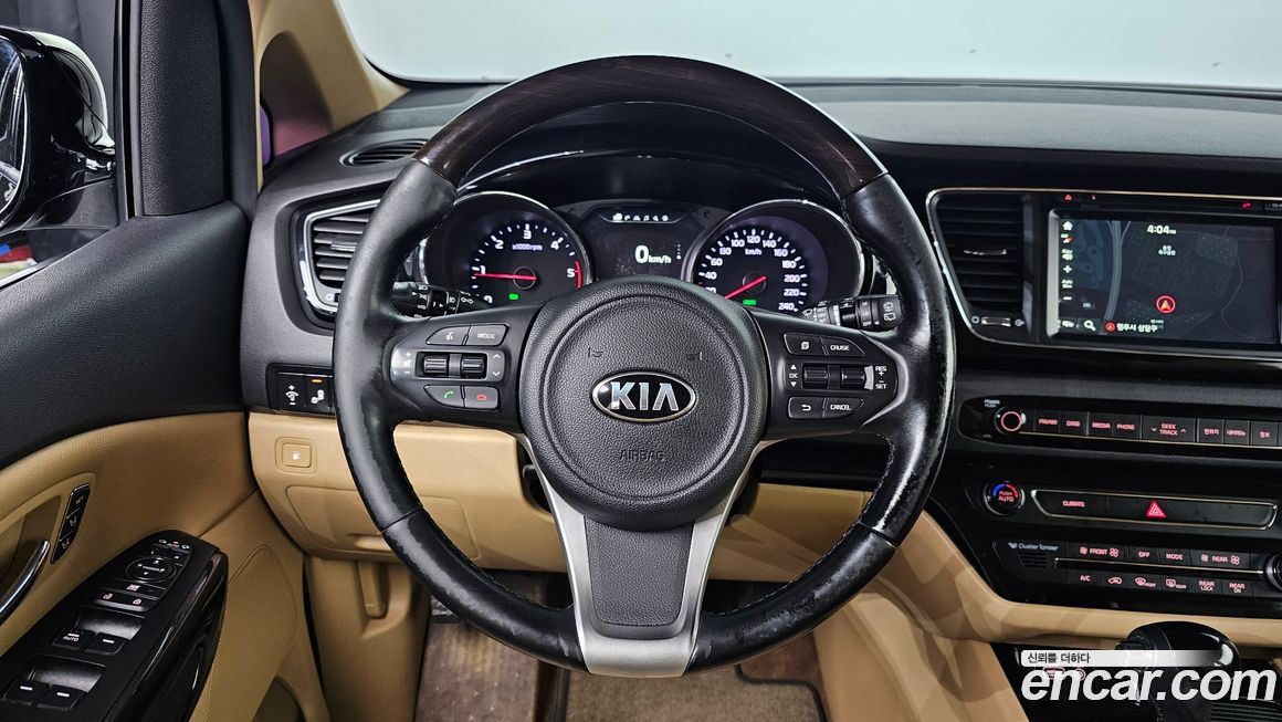Kia Canival 2016
