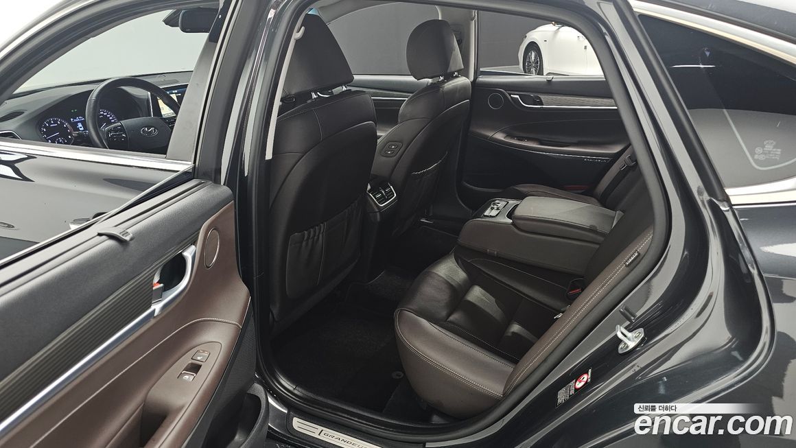 Hyundai Grandeur 2017