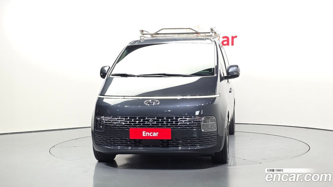 Hyundai Staria 2022