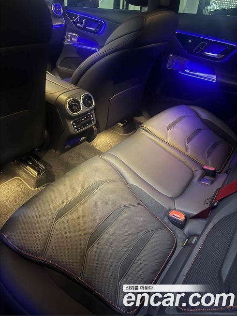 Mercedes-Benz GLC-Class 2025